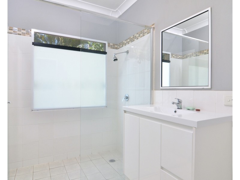 6  Albatross Close, Cooya Beach QLD 4873