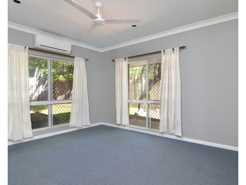 6  Albatross Close, Cooya Beach QLD 4873