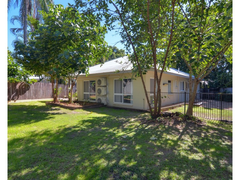 6  Albatross Close, Cooya Beach QLD 4873