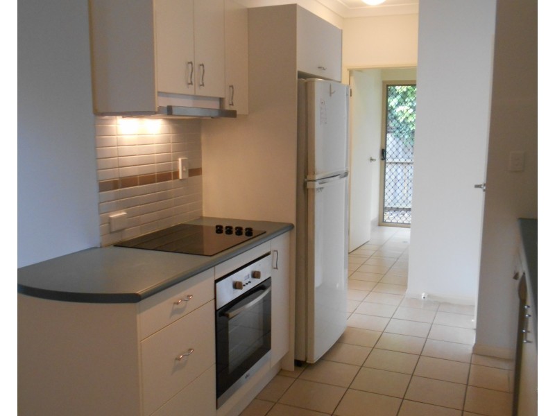 16  Shearwater Street, Port Douglas QLD 4877