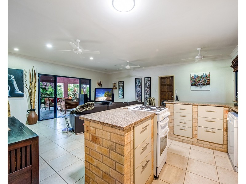 4 Kalu Close, Cooya Beach QLD 4873