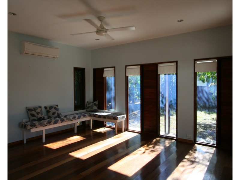 9 Limpet Avenue, Port Douglas QLD 4877