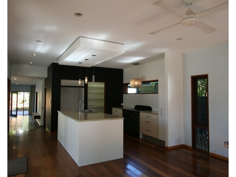 9 Limpet Avenue, Port Douglas QLD 4877