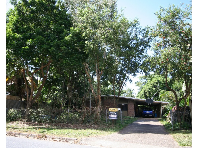 6 Triton Crescent, Port Douglas QLD 4877