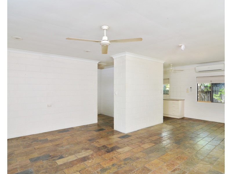 4  Seabrook Avenue, Port Douglas QLD 4877