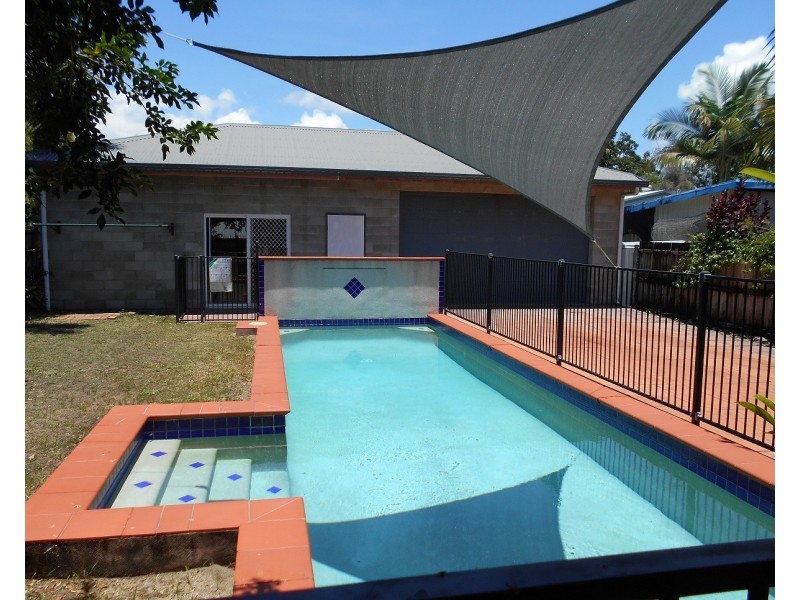 102 Marine Parade, Newell QLD 4873