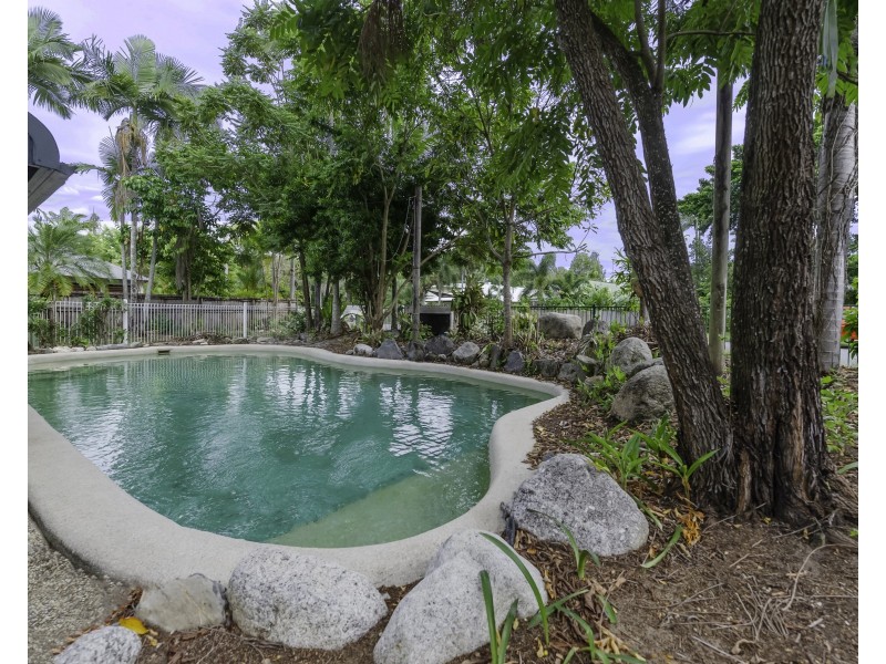 12 Pecten Avenue, Port Douglas QLD 4877