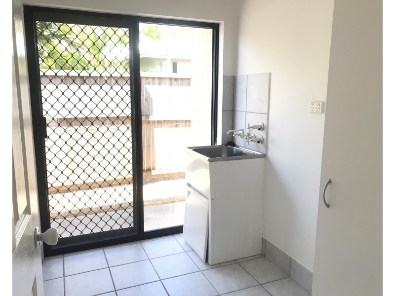 8 Birdwing Street, Port Douglas QLD 4877