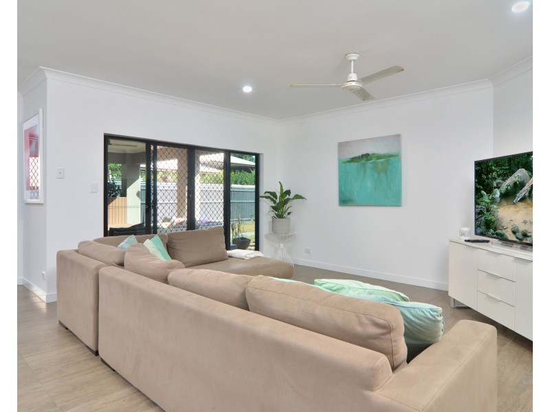 4 Satinash Street, Mossman QLD 4873