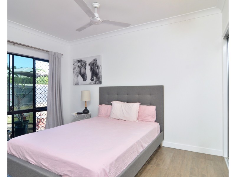 4 Satinash Street, Mossman QLD 4873
