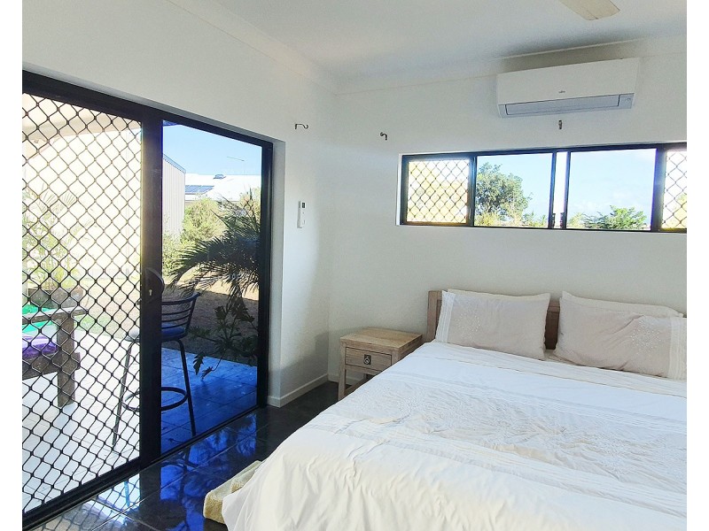8 Dawal Close, Cooya Beach QLD 4873