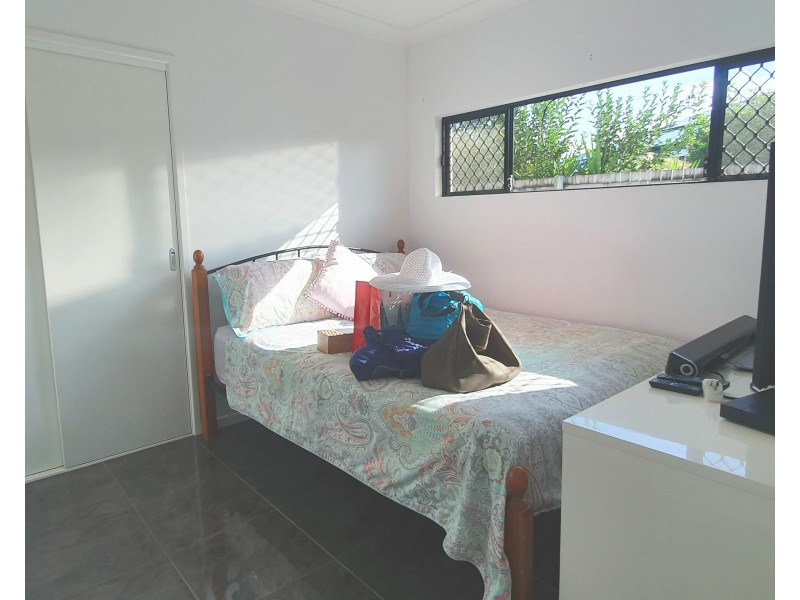 8 Dawal Close, Cooya Beach QLD 4873