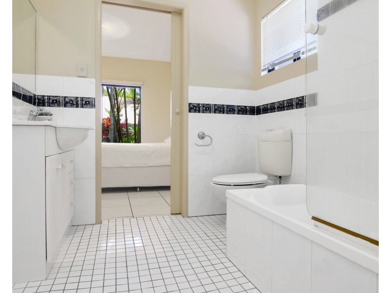 Unit 6 33-39 Nautilus Street (Fronds), Port Douglas QLD 4877