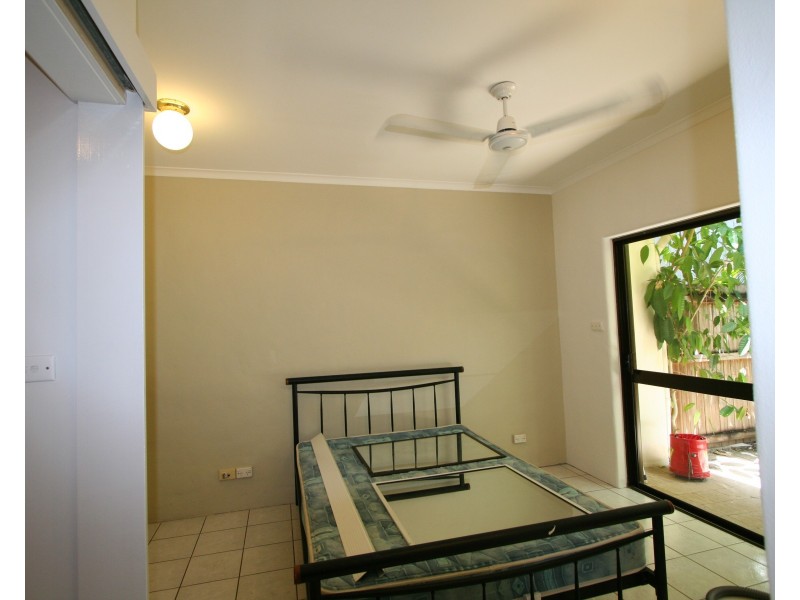 2/25 Davidson Street, Port Douglas QLD 4877