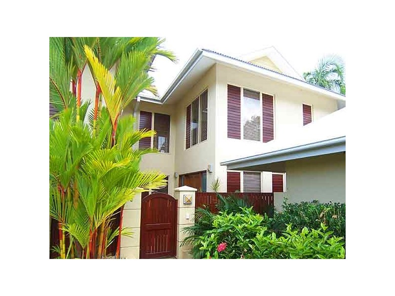 Port Douglas QLD 4877