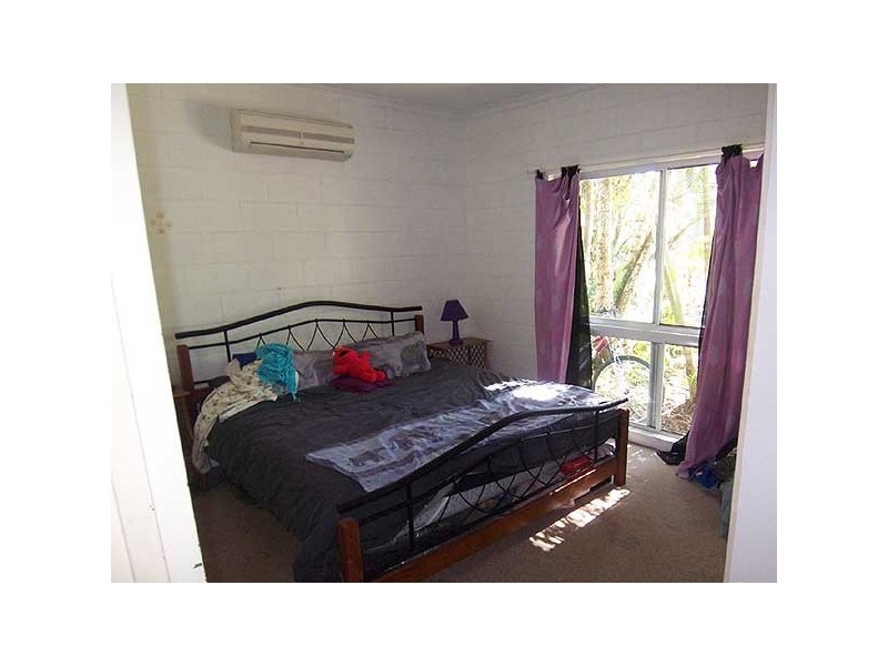 24 Thooleer Close, Cooya Beach QLD 4873