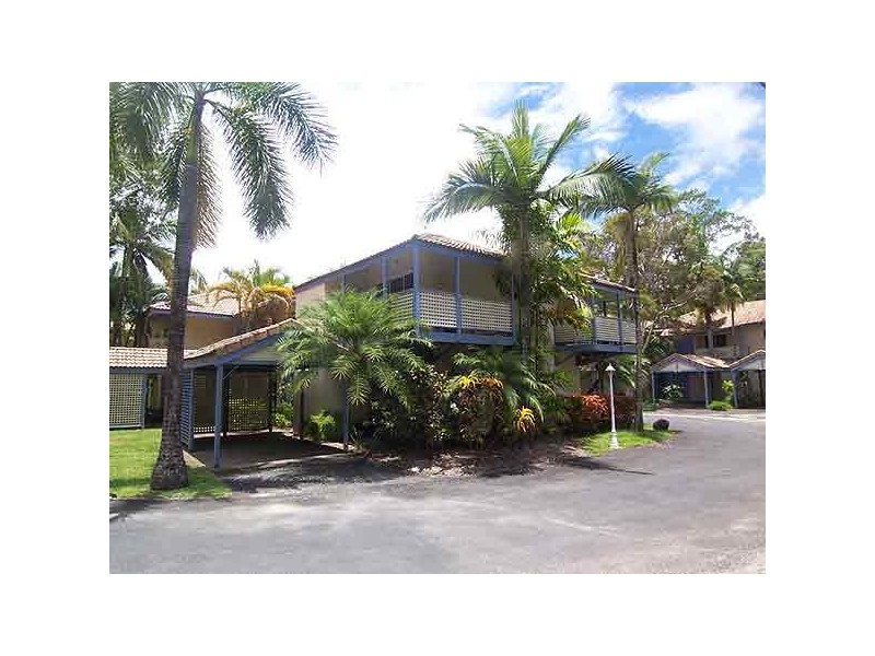 Oak Beach QLD 4877