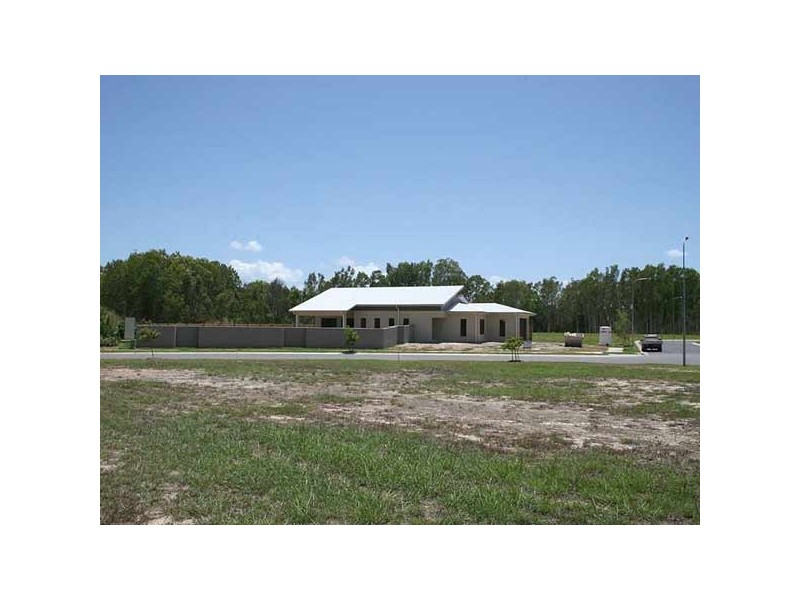 Port Douglas QLD 4877