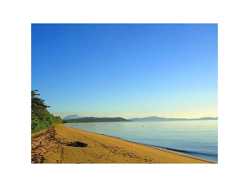 Port Douglas QLD 4877
