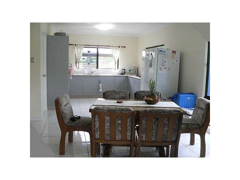 Cooya Beach QLD 4873