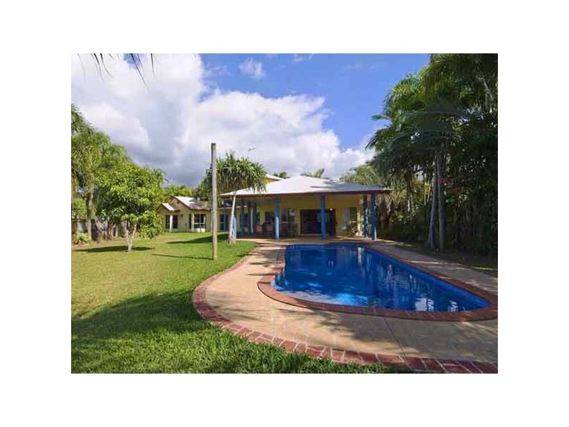 11 Ruby Close, Port Douglas QLD 4877