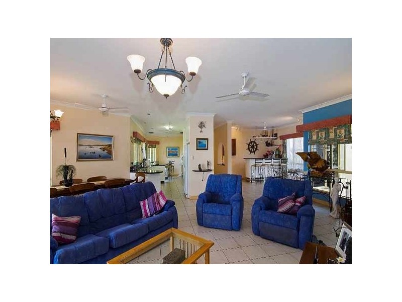 11 Ruby Close, Port Douglas QLD 4877