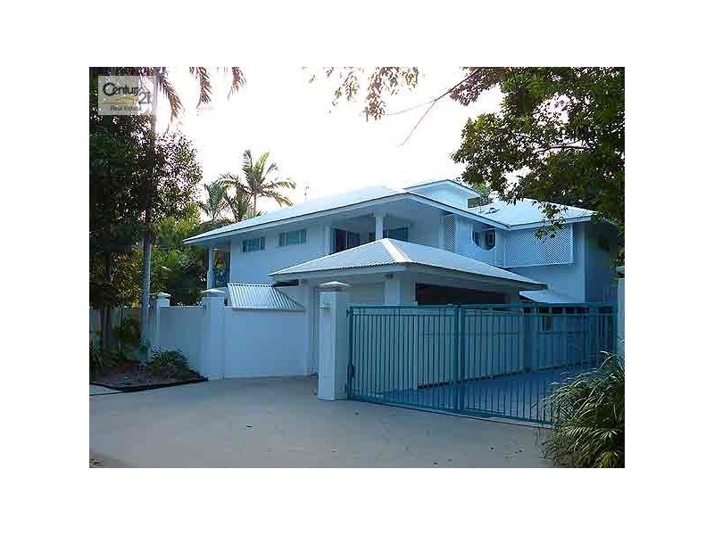 Port Douglas QLD 4877