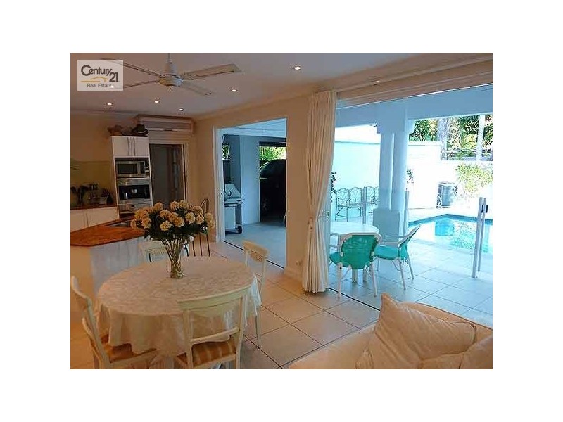 Port Douglas QLD 4877