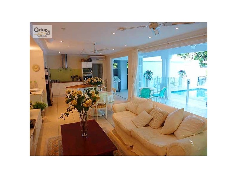 Port Douglas QLD 4877