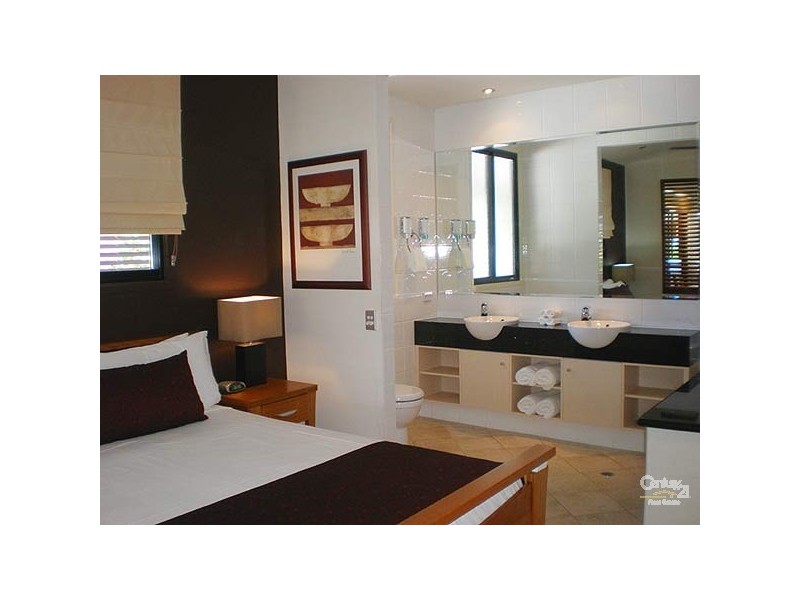 Port Douglas QLD 4877