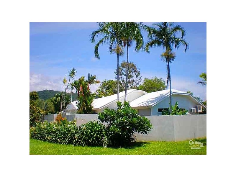 Port Douglas QLD 4877