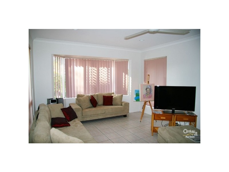 1 Watson Close, Mossman QLD 4873