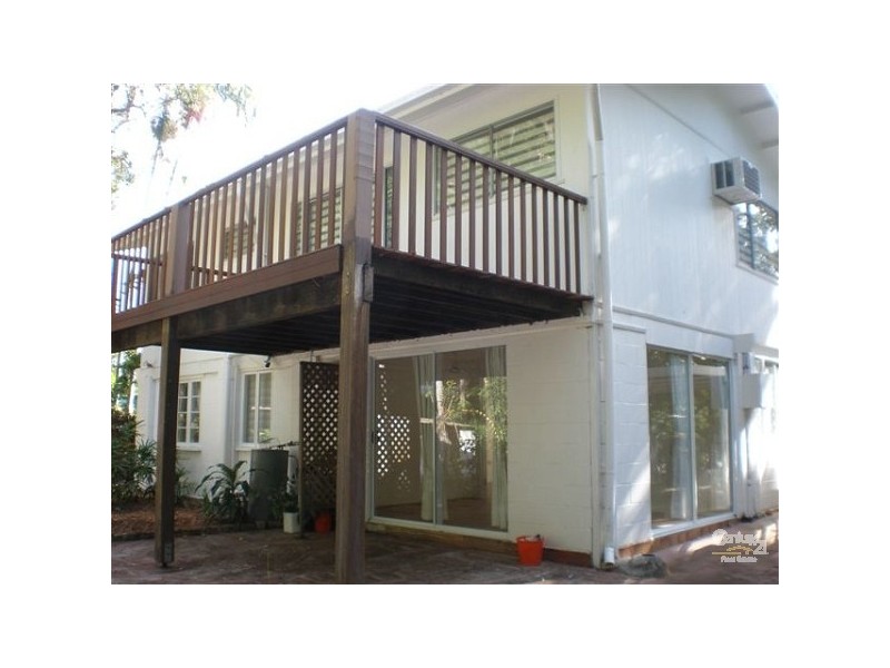 24 Sorrento Crescent, Port Douglas QLD 4877