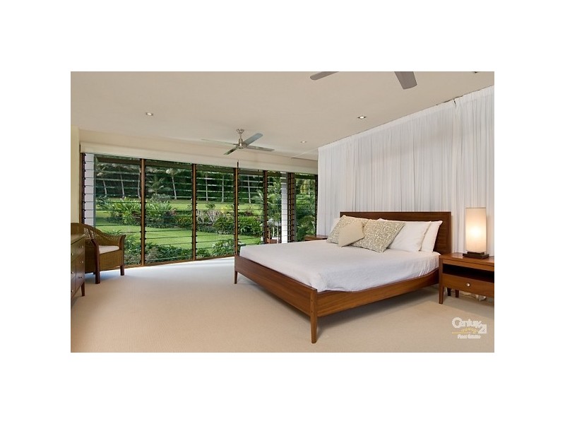 Port Douglas QLD 4877