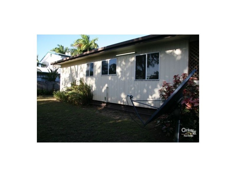 32 Pecten Ave, Port Douglas QLD 4877