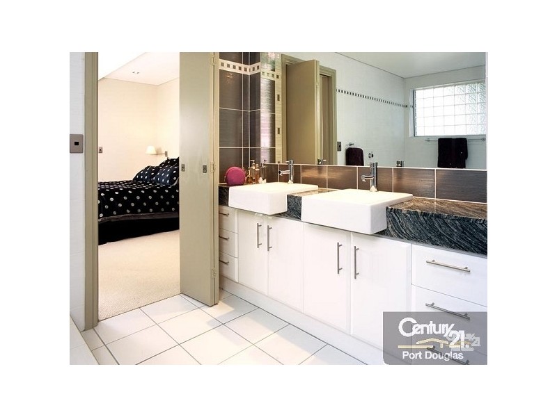 Port Douglas QLD 4877