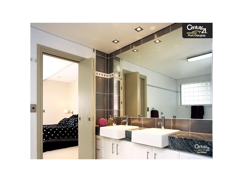 Port Douglas QLD 4877