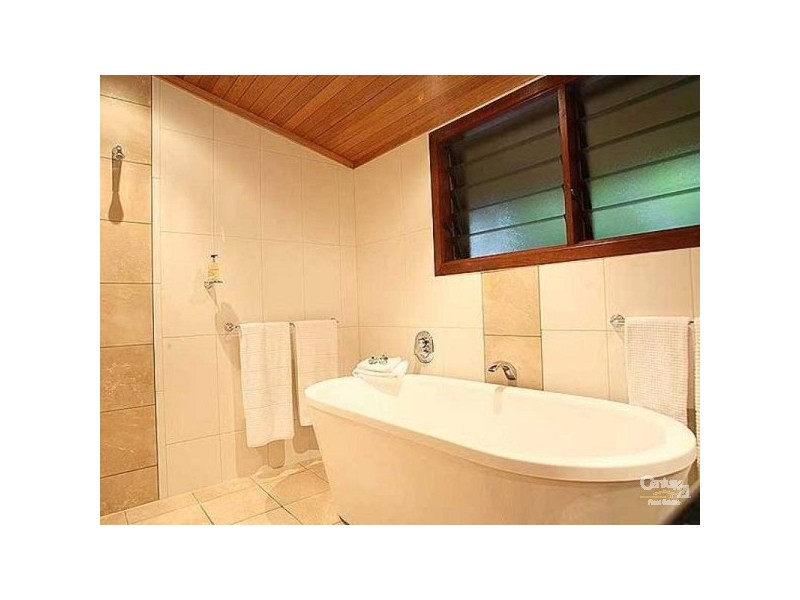 Port Douglas QLD 4877