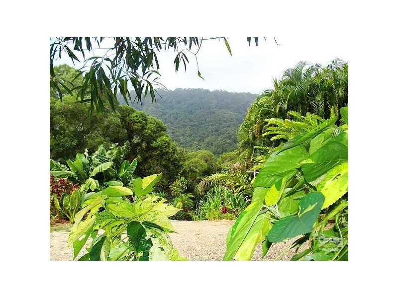Mowbray QLD 4877