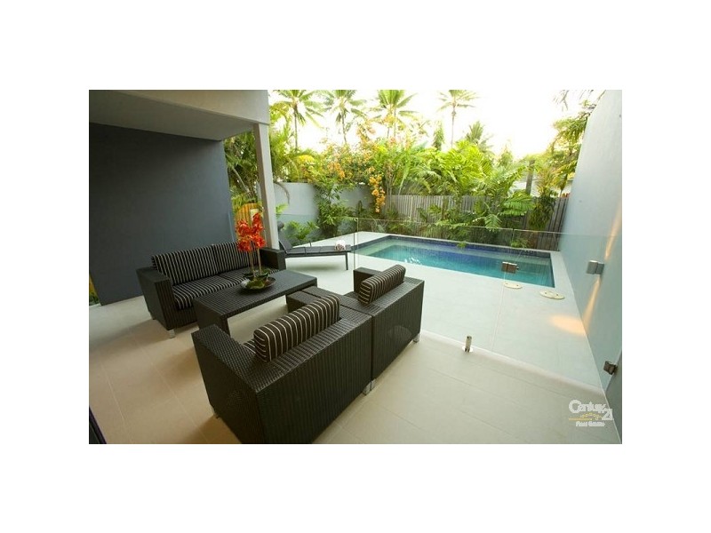 Port Douglas QLD 4877