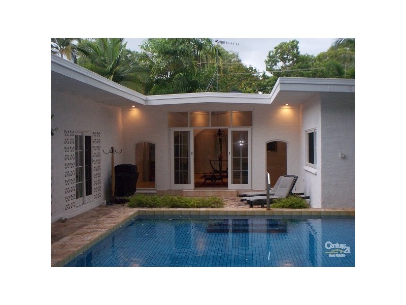 Port Douglas QLD 4877