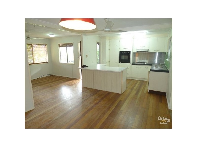 15 Wattle Street, Mossman QLD 4873