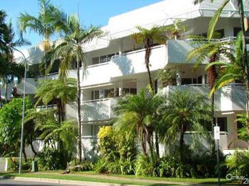 Port Douglas QLD 4877