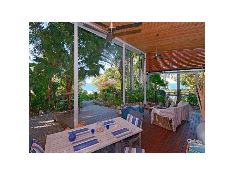 Port Douglas QLD 4877