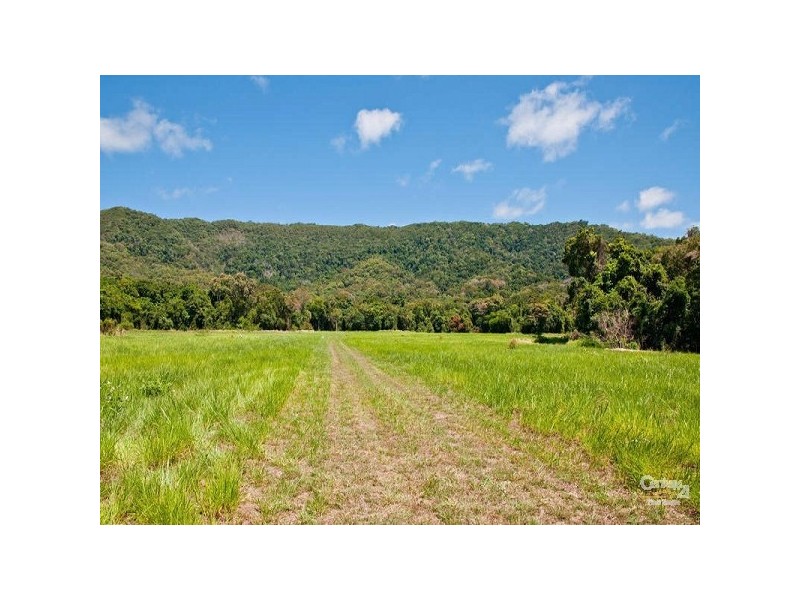 Port Douglas QLD 4877