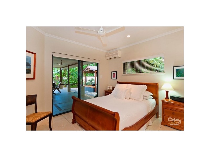 Port Douglas QLD 4877