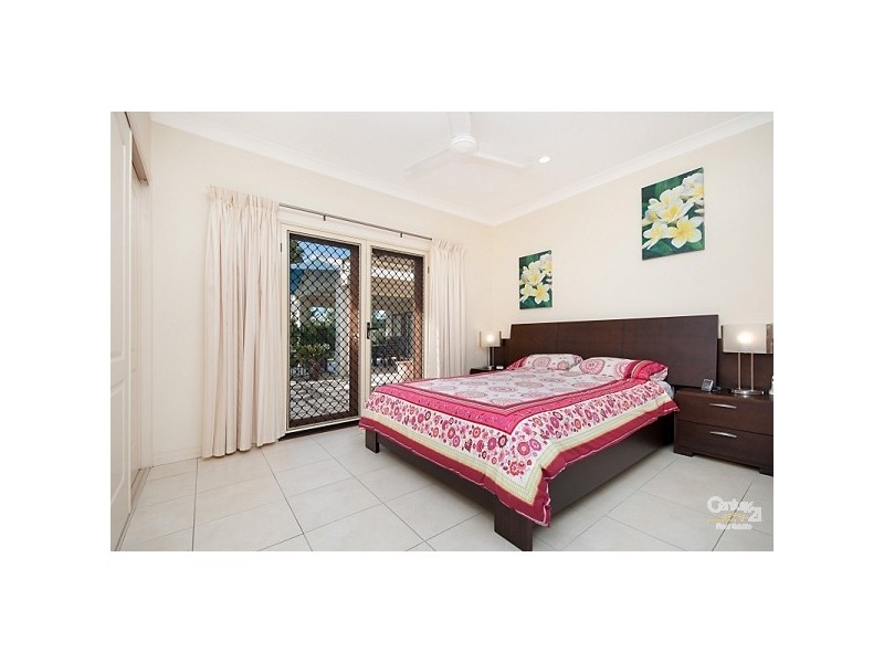 Port Douglas QLD 4877