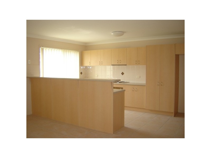 Pacific Pines QLD 4211