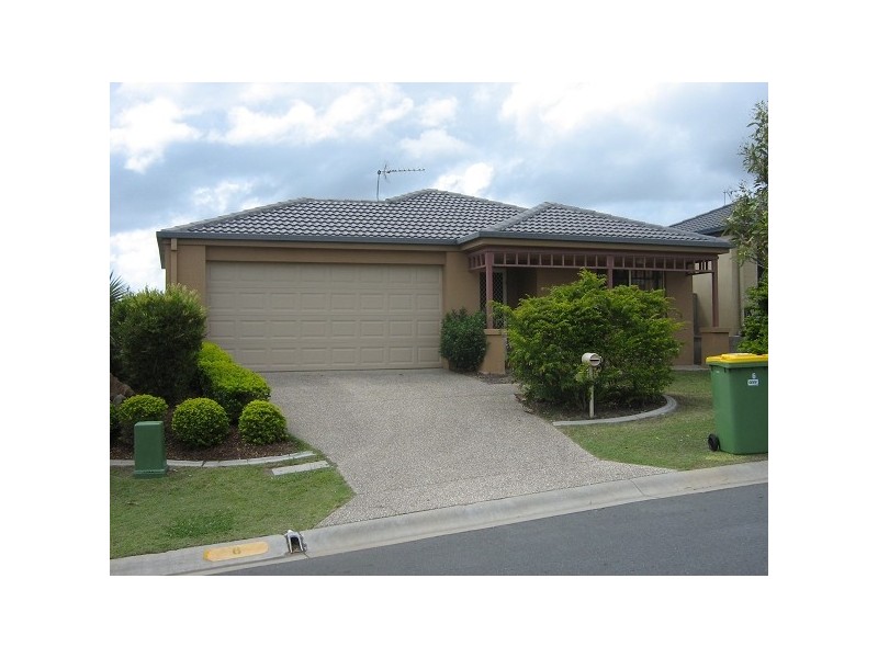6 Molokai Cres, Pacific Pines QLD 4211