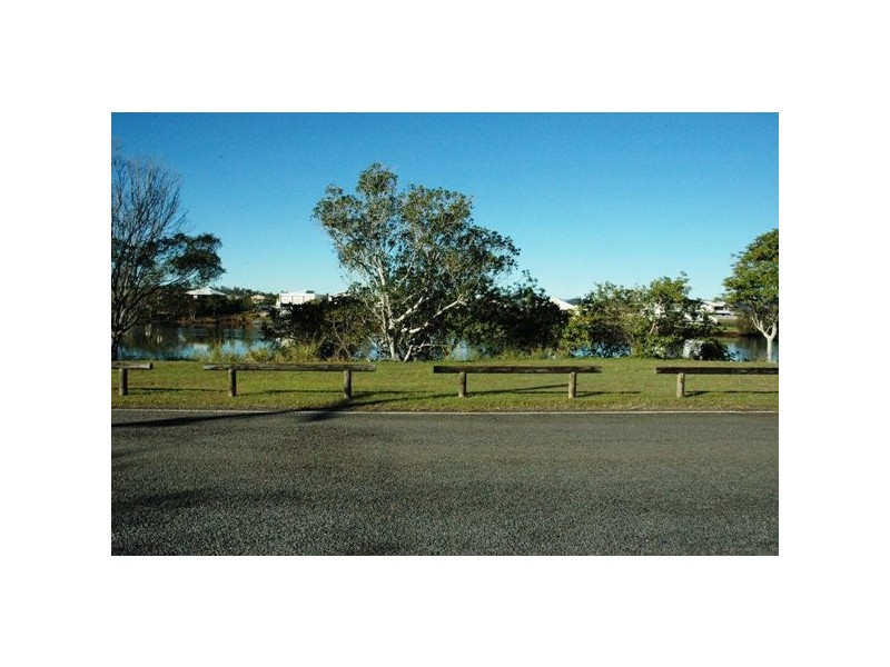 40 Esplanade, Coomera QLD 4209